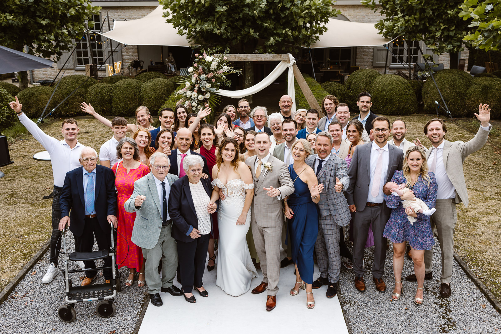 denise-van-duren-trouwfotograaf-koetshuijs-strijbeek-41